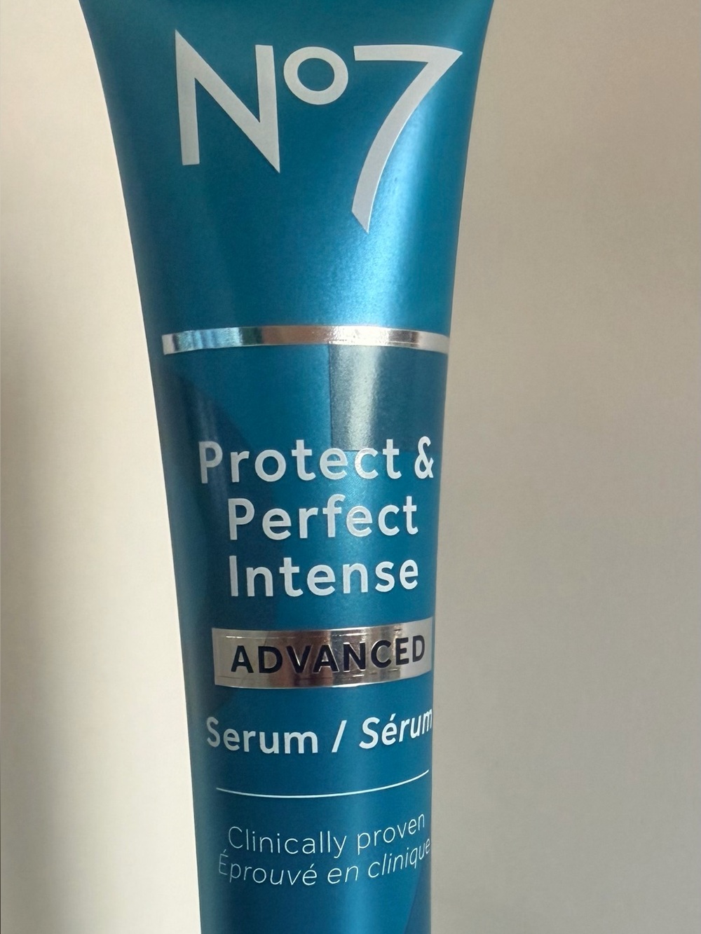 No. 7 Protect & Perfect Intense Advanced Serum
